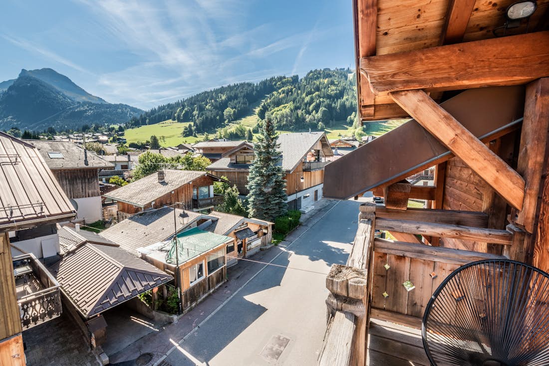 Superbes vues village montagnes appartement de luxe familial Garapa Morzine