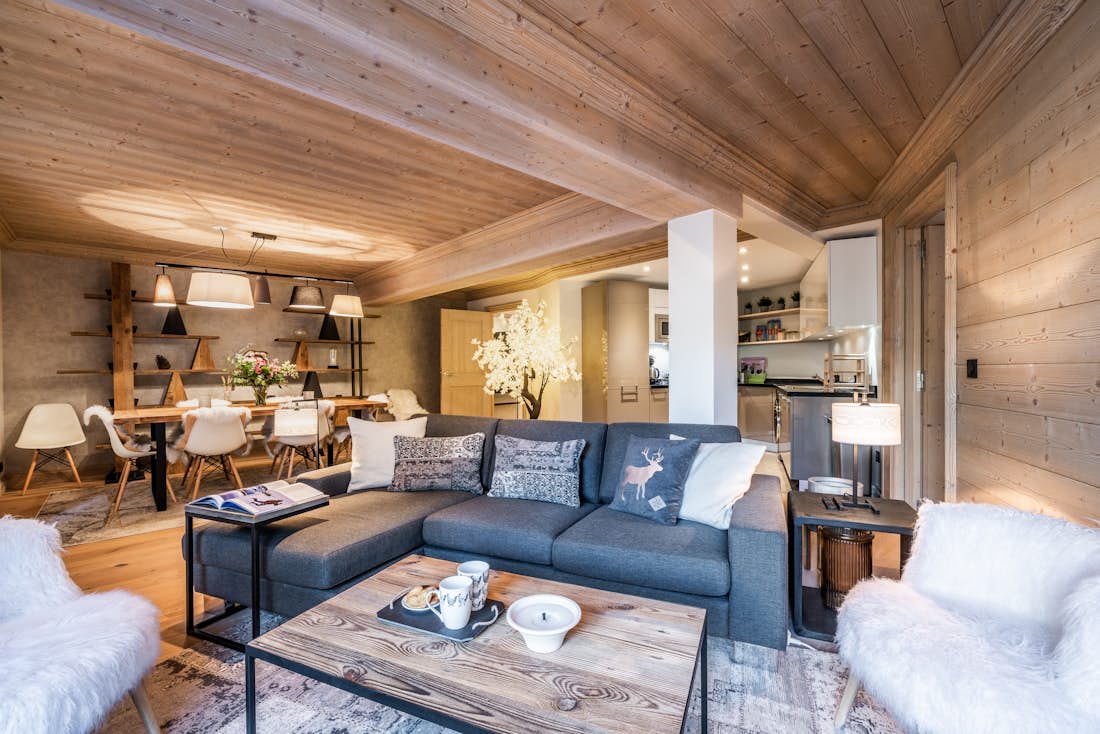 Modern alpine living room luxury family apartment Padouk Courchevel Moriond
