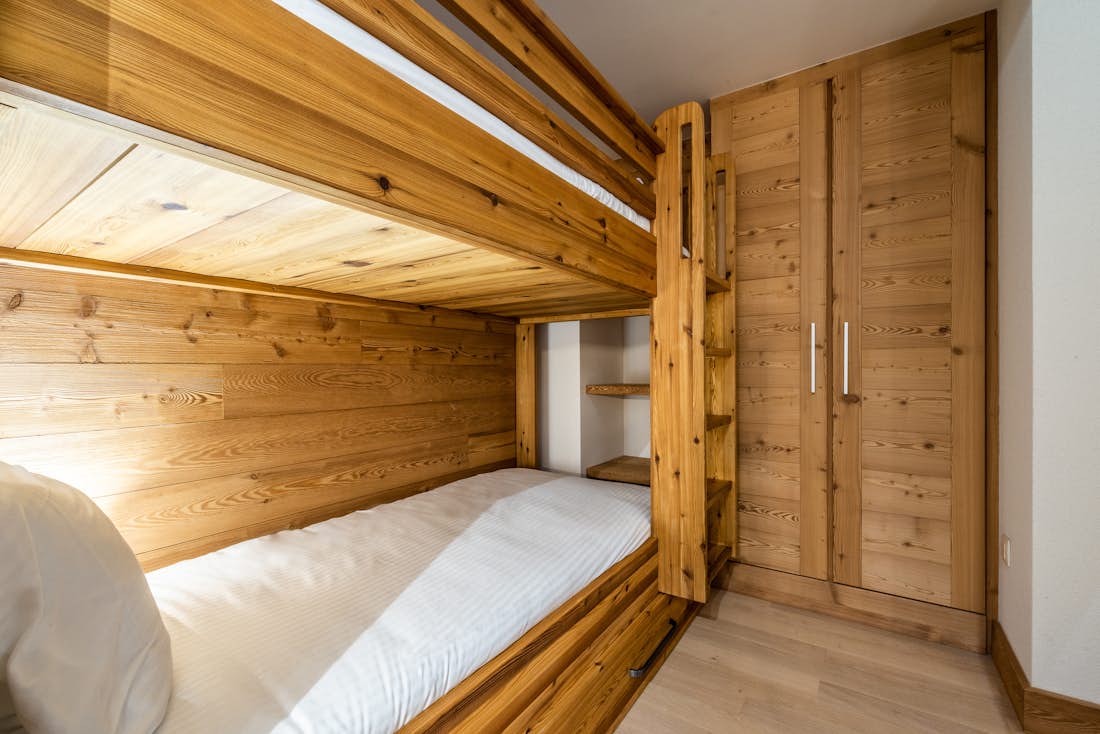 Kids bedroom bunk beds Celosia family apartment Chamonix