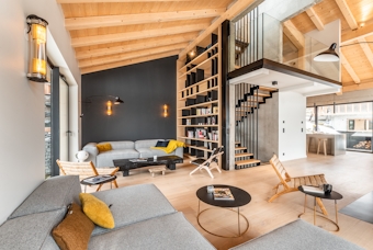 Morzine accommodation - Chalet Nelcote - Alpine living room luxury jacuzzi chalet Nelcôte Morzine
