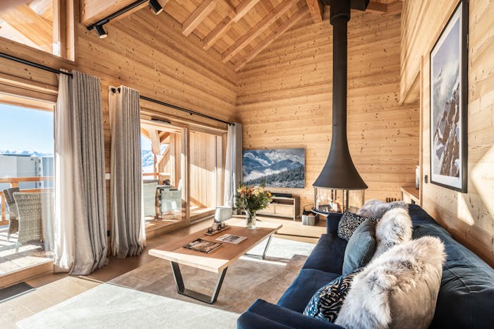 Spacious alpine living room ski in ski out apartment Tamboti Alpe d'Huez