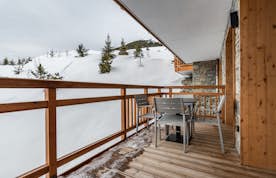 Spacious terrace luxury ski in ski out apartment Sorbus Alpe d'Huez