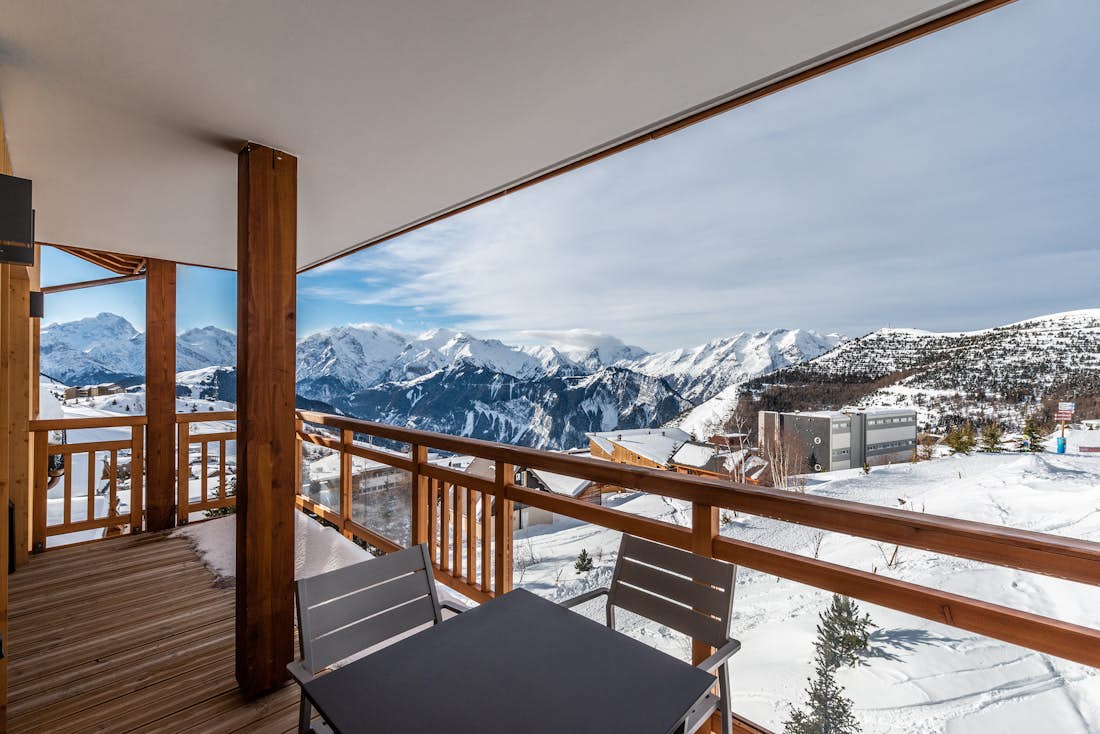 Alpe d’Huez location - Appartement Fagus - Une grande terrasse dans l'appartement de luxe Fagus à Alpe d'Huez