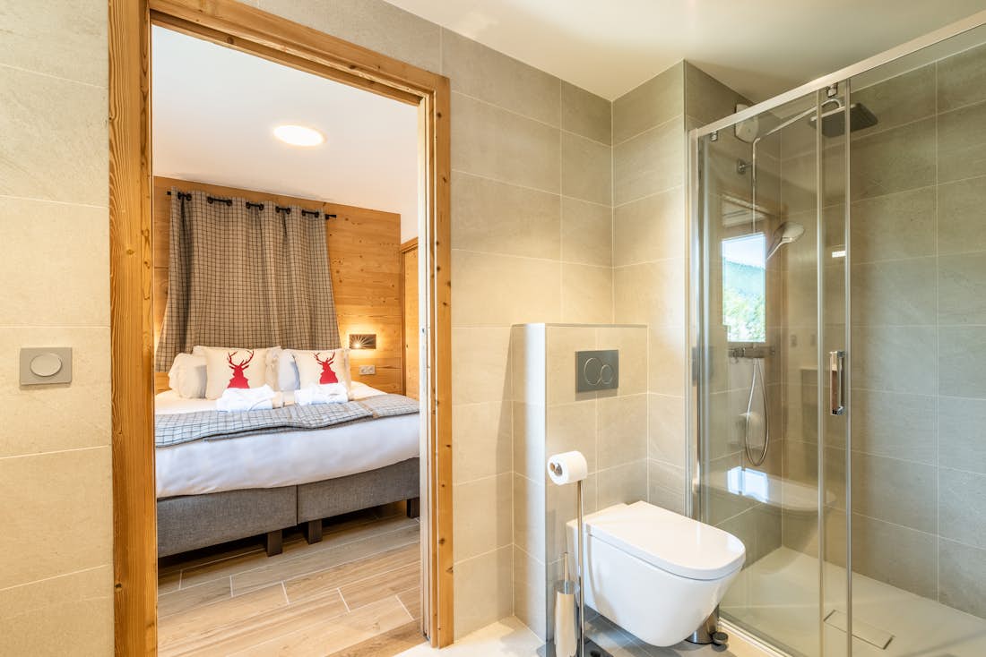 Morzine location - Appartement Lizay - Salle de bain moderne avec commodités dans l'duplex apartment de luxe Lizay ski à Morzine