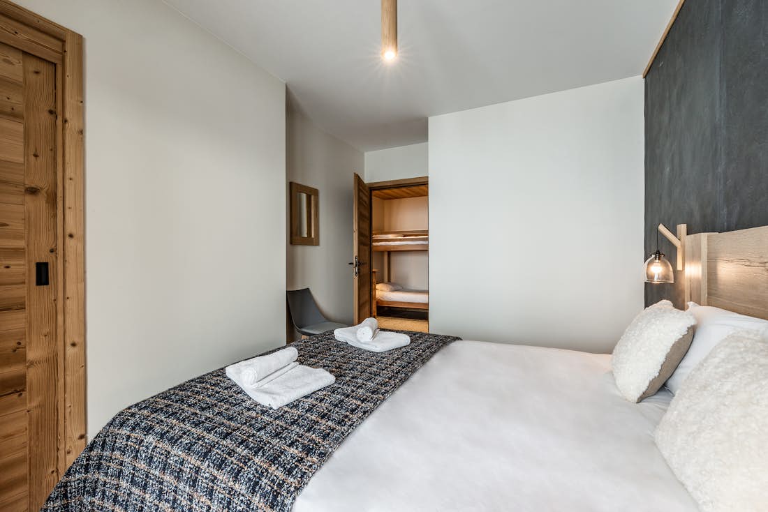 Alpe d’Huez location - Appartement Sorbus - Chambre double familiale avec lits superposés dans l'appartement 