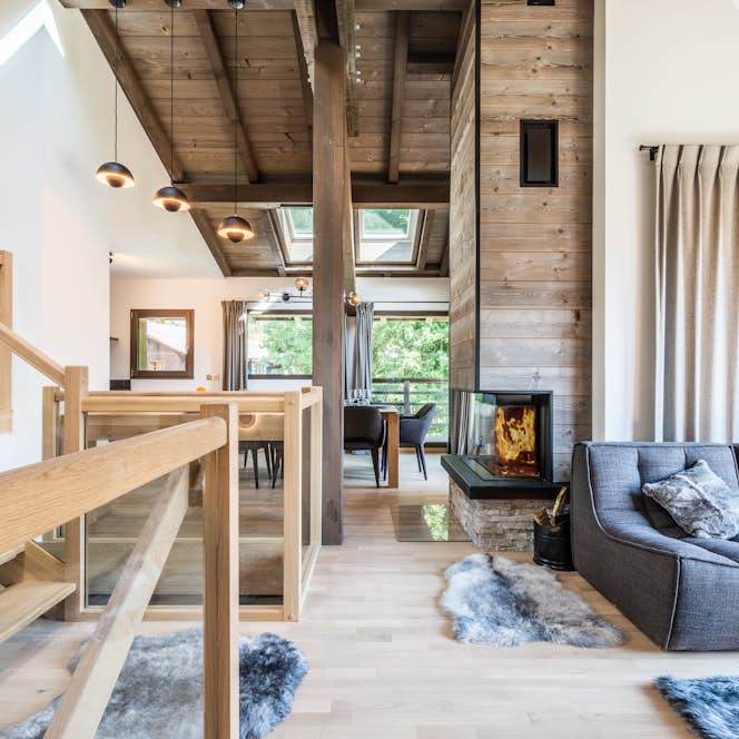 Chamonix accommodation - Chalet Jatoba - Alpine living room with fireplace in luxury family chalet Jatoba in Chamonix Chamonix accommodation - Chalet Jatoba - Alpine living room fireplace luxury family chalet Jatoba Chamonix