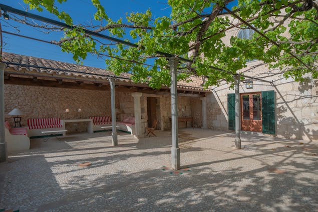 Rent Son Tut finca in Mallorca 1 Rent Son Tut finca in Mallorca