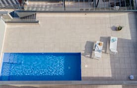 piscine privée appartement Lilium de luxe familial Costa Brava