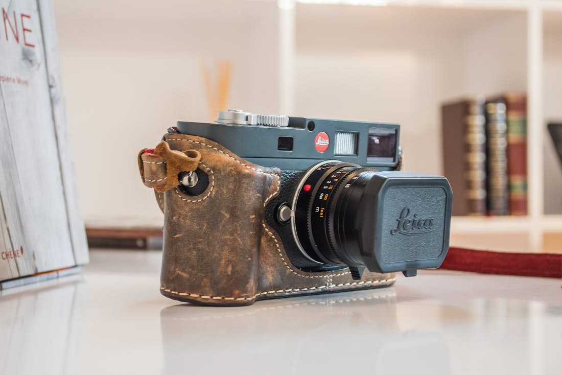 Vintage Leica film camera family apartment Iroko Morzine