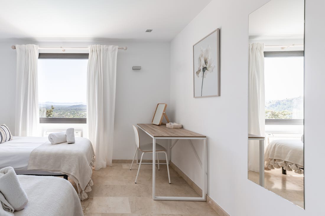 Accommodation - Pollença - Villa La Font Alta - Bedroom 1