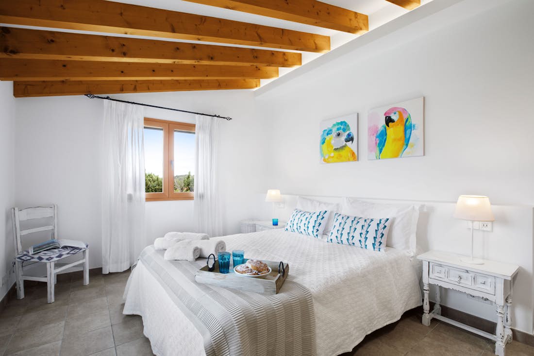 Mallorca alojamiento - Ca Na Bennassar - Double ensuite bedroom at Can Benassar in Mallorca