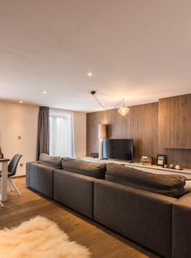 Salon spacieux appartement de luxe familial Sugi Morzine