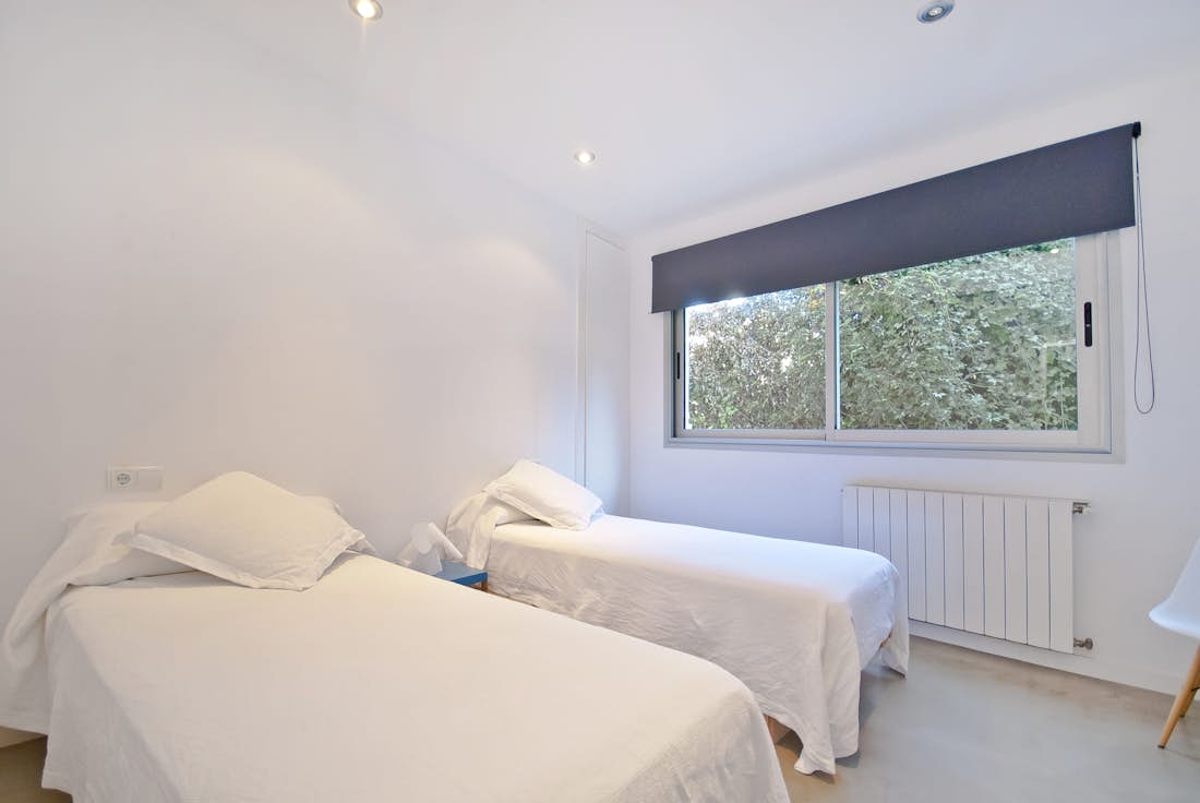 Mallorca accommodation - Villa H20 - Cosy double bedroom with landscape views at family villa H2O in Mallorca