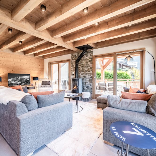 Morzine location - Chalet Jaji - Salle de séjour avec lumière naturelle dans le chalet de ski de luxe Nelcôte Morzine Morzine location - Chalet Jaji - Salle séjour lumière naturelle chalet ski luxe Nelcôte Morzine