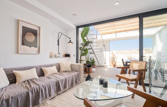 Apartment for 6 people in Mallorca | Emerald Stay