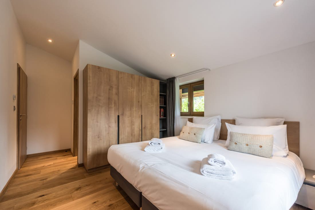 Morzine accommodation - Apartment Agba - Luxury double ensuite bedroom at family apartment Agba in Morzine