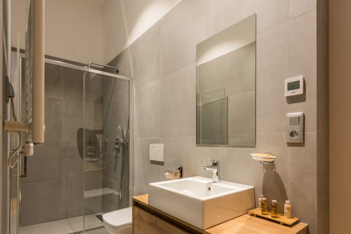 Modern bathroom walk-in shower family apartment Agba Morzine