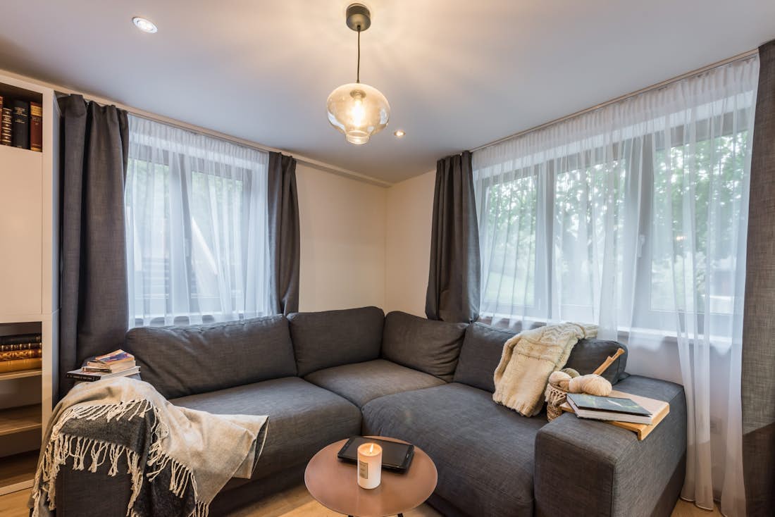Morzine accommodation - Apartment Ipê - Contemporary living room at the luxury family apartment Ipê in Morzine