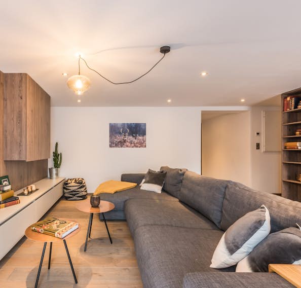 Alpine living room luxury ski apartment Sugi Morzine