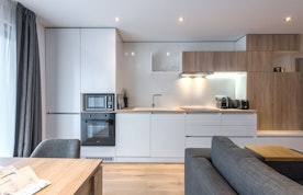 Comtemporary kitchen luxury family apartment Iroko Morzine