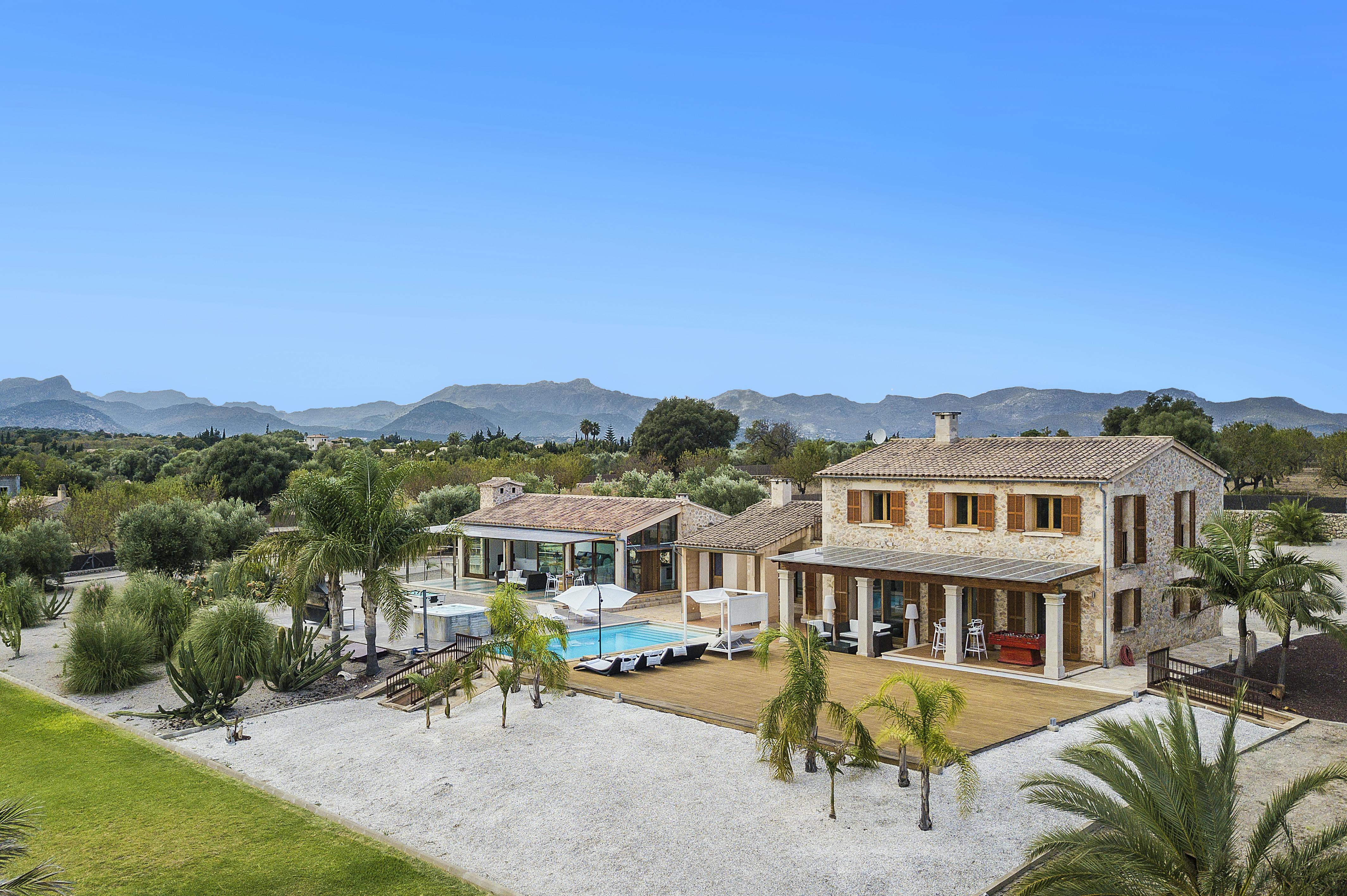 How properly rent villa Mallorca - Villa Oliva