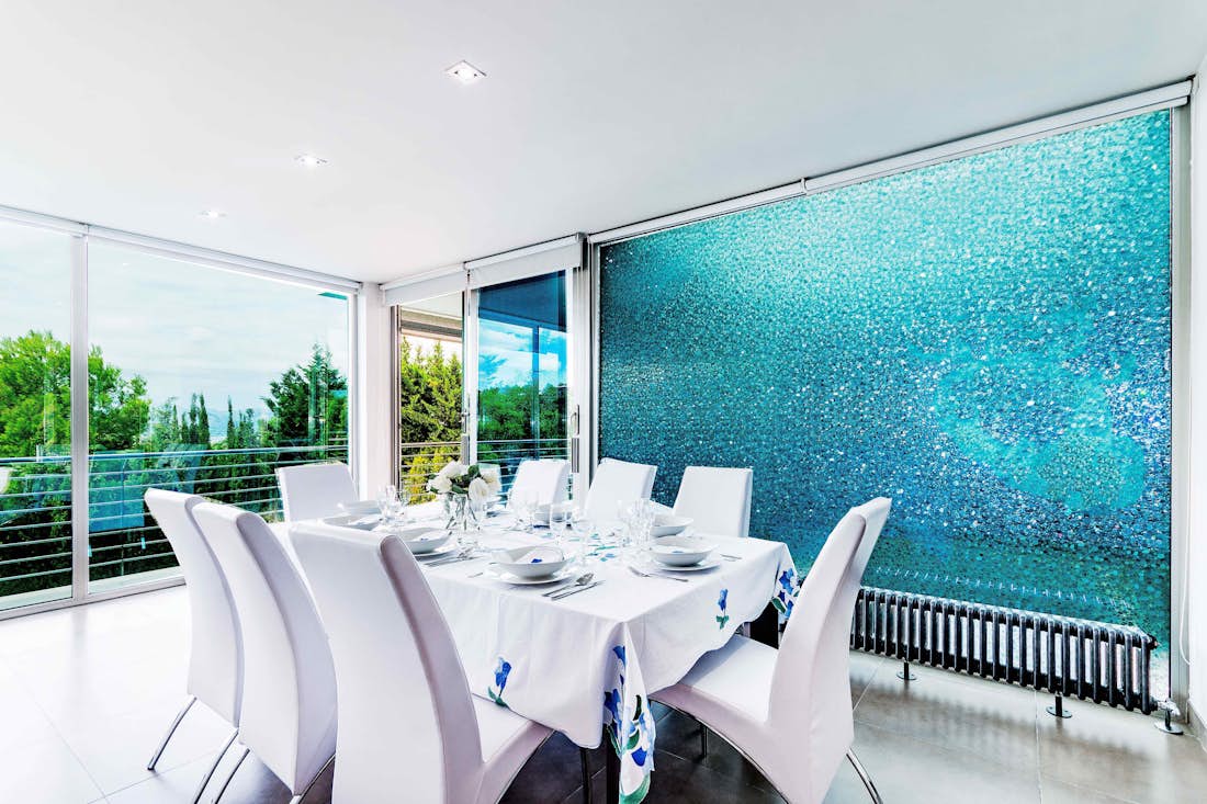 Mallorca alojamiento - Villa Rockstar  - Contemporary designed kitchen in Private pool villa Rockstar in Mallorca