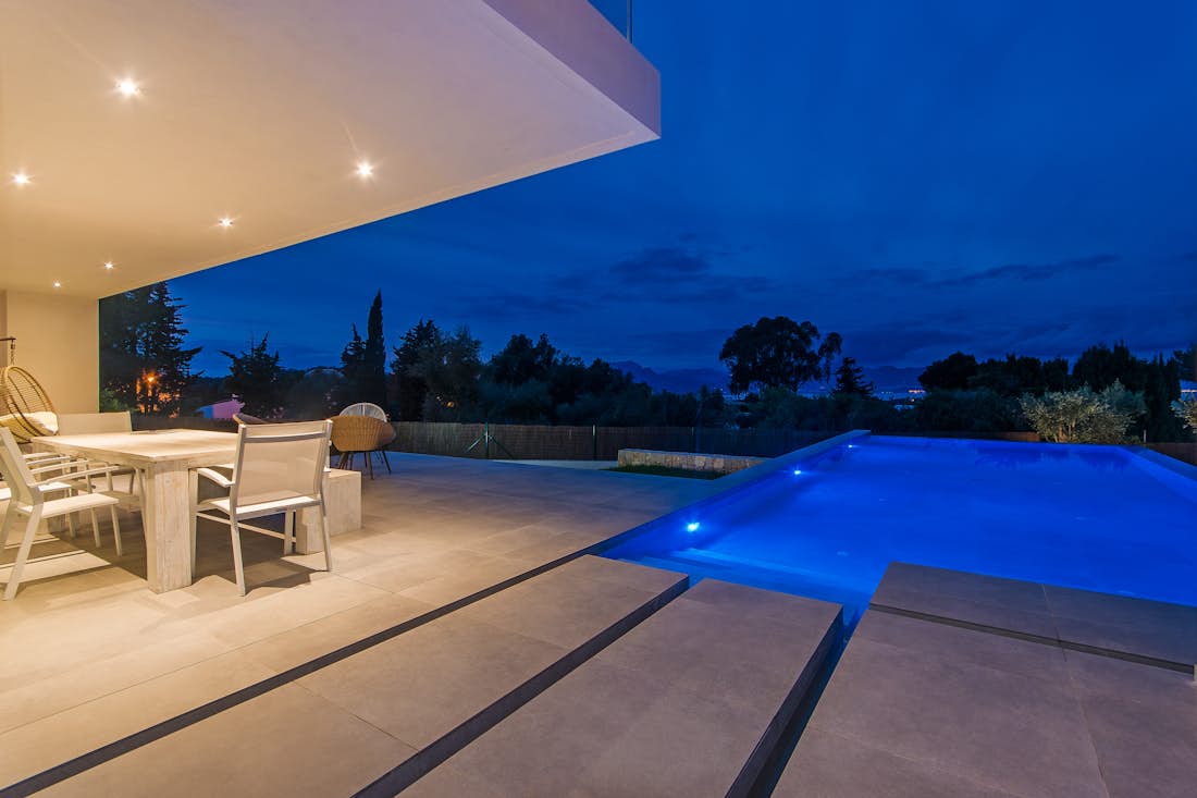 Majorque location - Villa O2 - Maginifique piscine débordante dans la villa privée O2 à Majorque