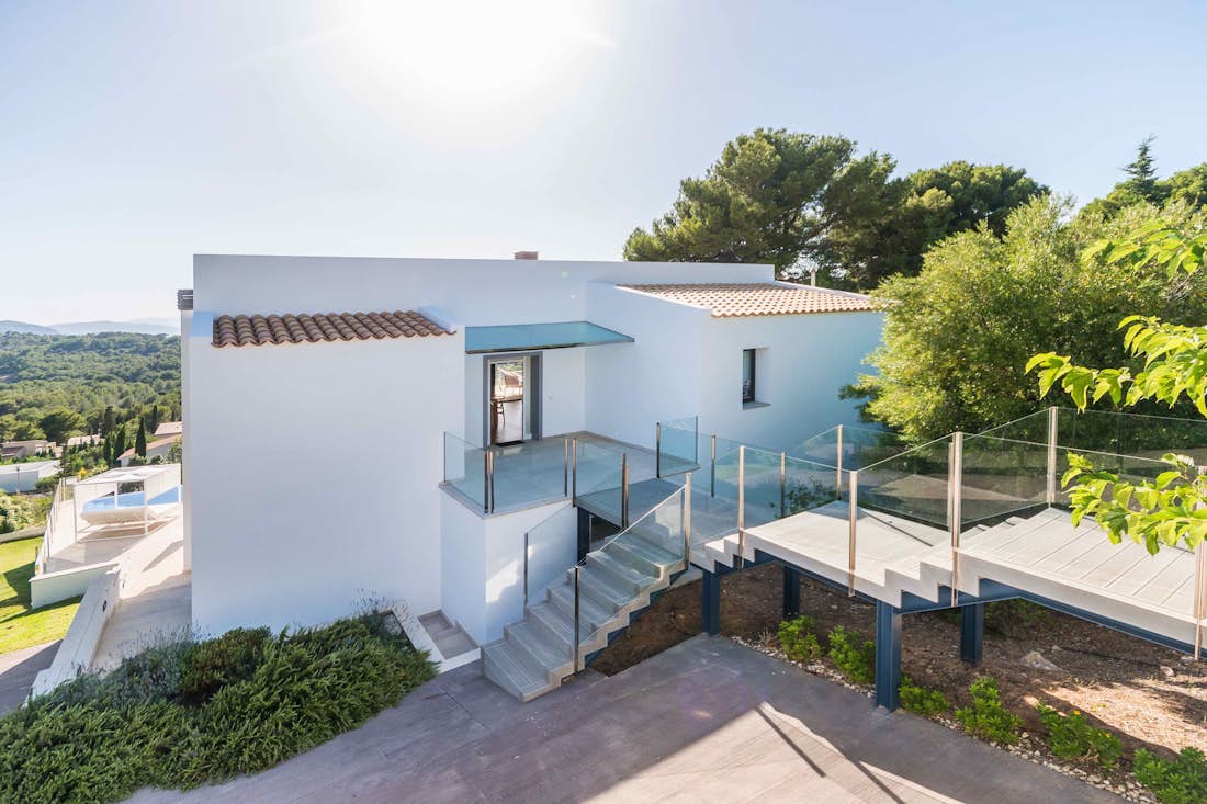 Mallorca accommodation - Villa Panoramica - Exterior of the building Mountain views villa Mediterrania in Mallorca