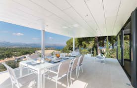 Grande terrasse vue sur la mer villa Mediterrania de luxe avec vues sur la montagne Mallorca