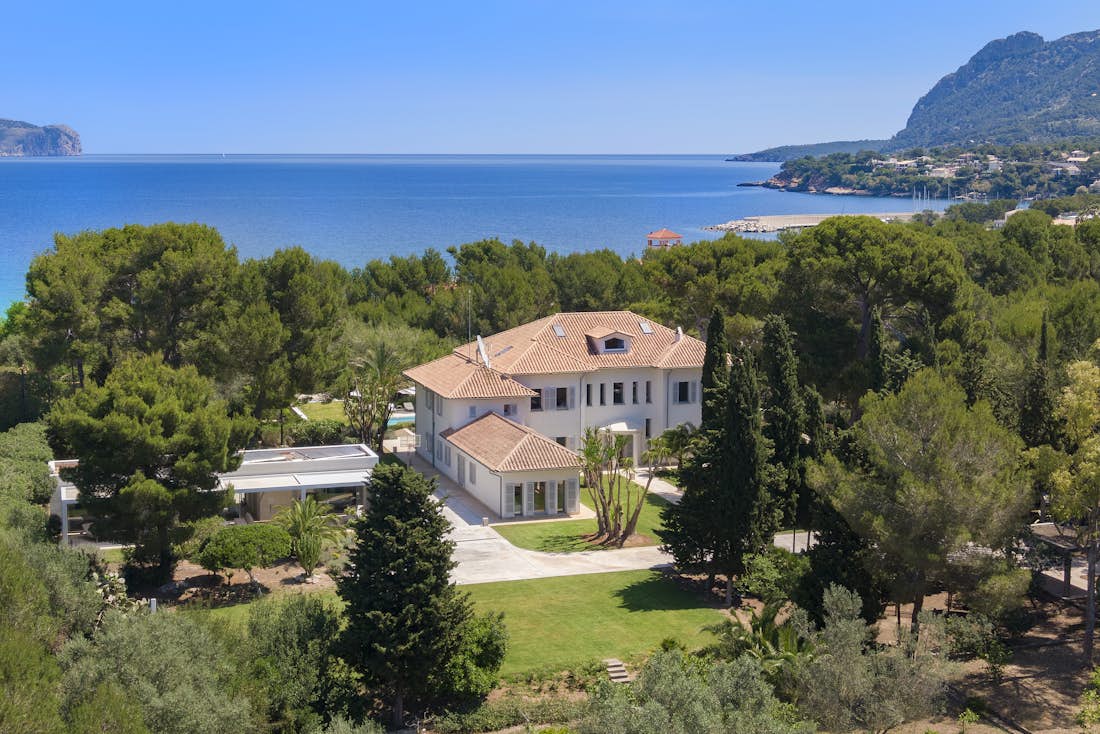 Majorque location - Villa Lion - Exterior of the building Private pool villa Lion in Mallorca