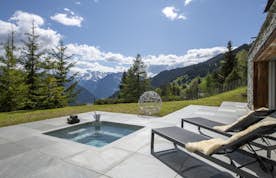 Verbier accommodation - Chalet Teredo - Terrace jacuzzi mountain views  chalet teredo verbier
