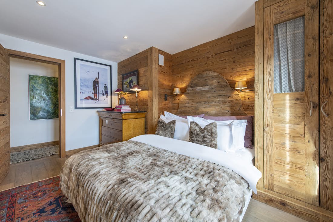 Verbier accommodation - Apartment Silver  - Ensuite bedroom in Chalet Silver in Verbier `