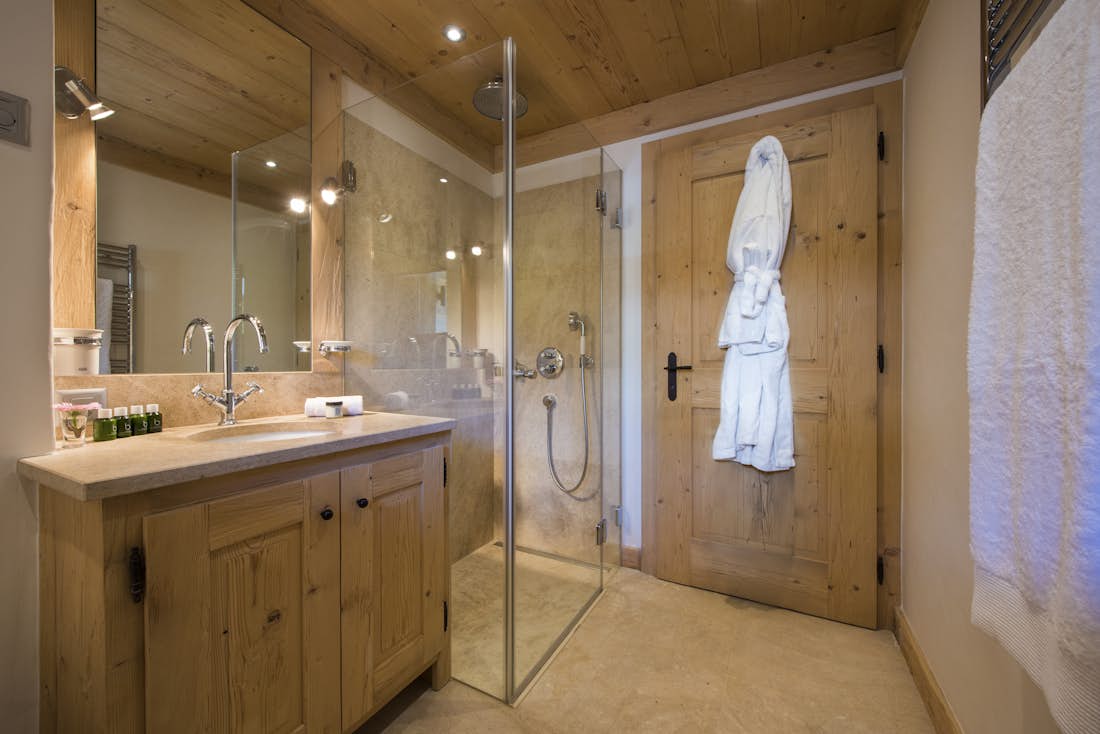 Verbier accommodation - Penthouse Sherwood - Bathroom in Penthouse Sherwood Verbier