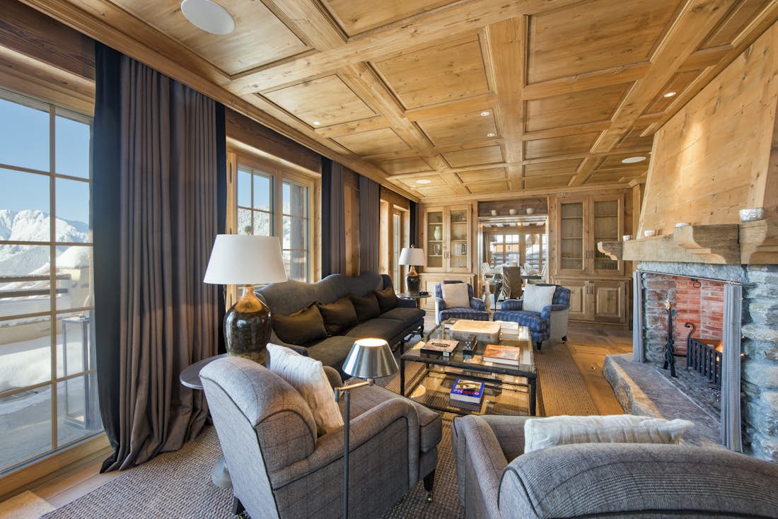 Verbier accommodation - Chalet Chouqui - Comfy sitting room in Chalet Chouqui in Verbier