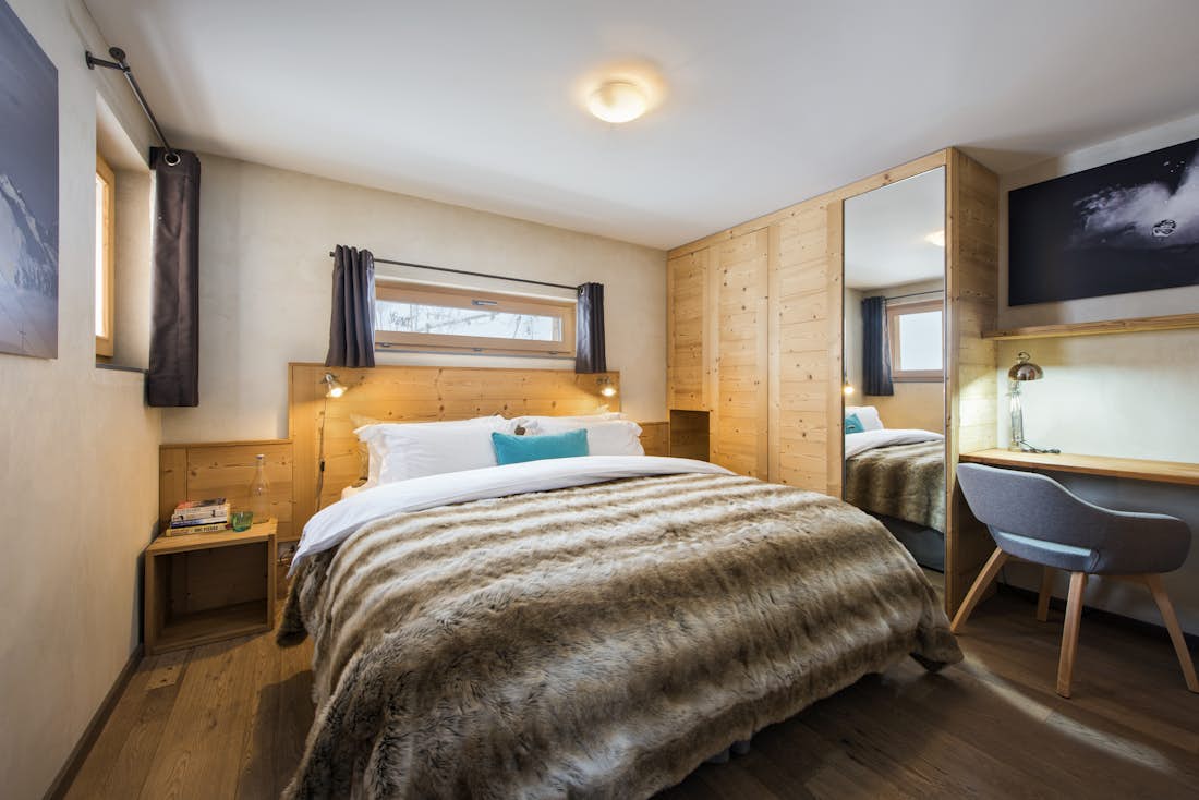 Verbier accommodation - Chalet Rock  - Chalet Rock bedroom in Verbier