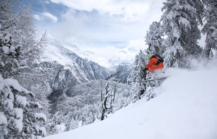Ski in Pays du Mont Blanc with Emerald Stay