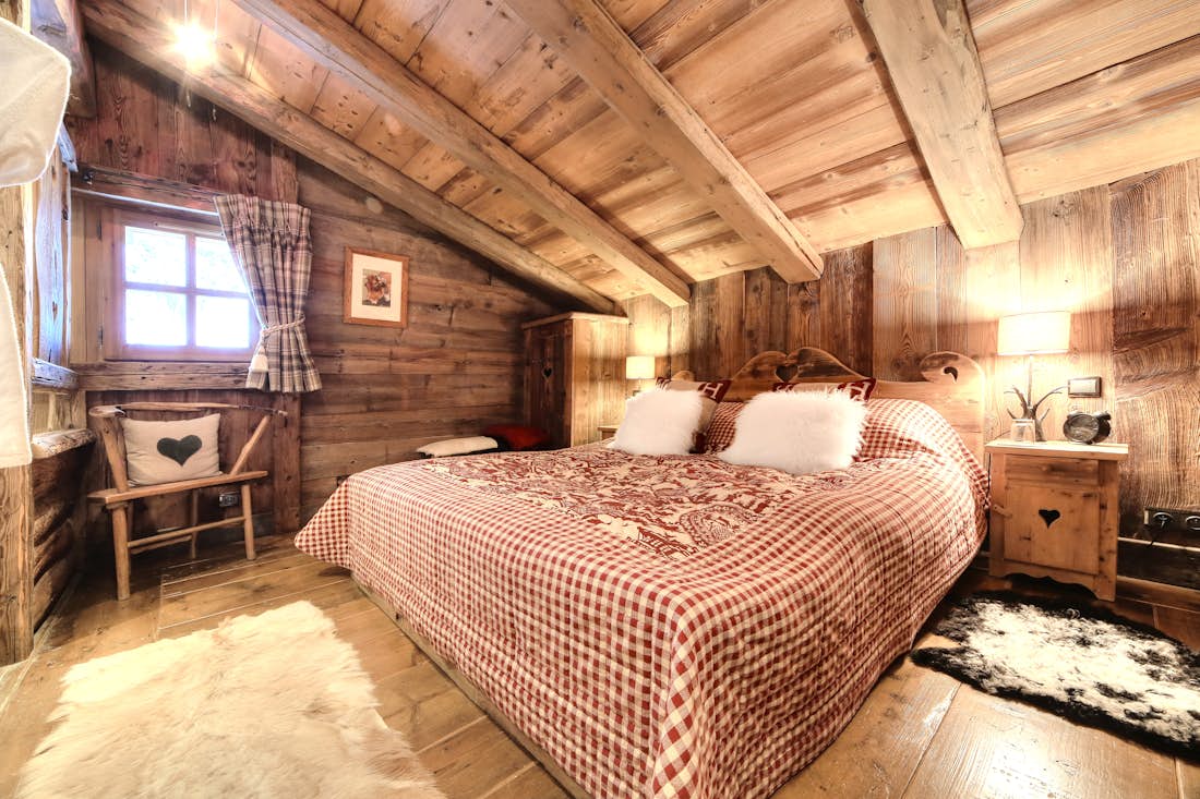 Luxury double ensuite bedroom at family Chalet Zebrano Megeve