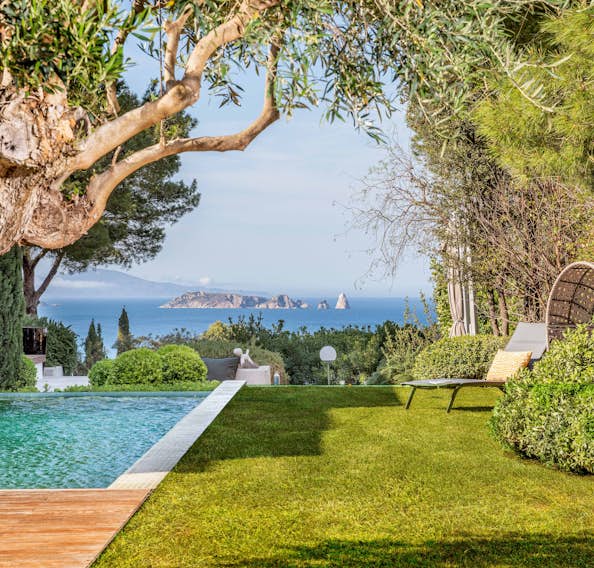 Costa Brava alojamiento - Villa Verde - Gran terraza  Villa Verde de lujo vistas al mar Costa Brava