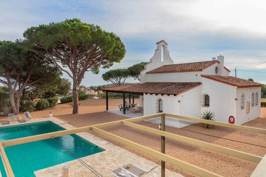 Costa Brava alojamiento - La Capella - Lovely house La Capella with sea views and pool 