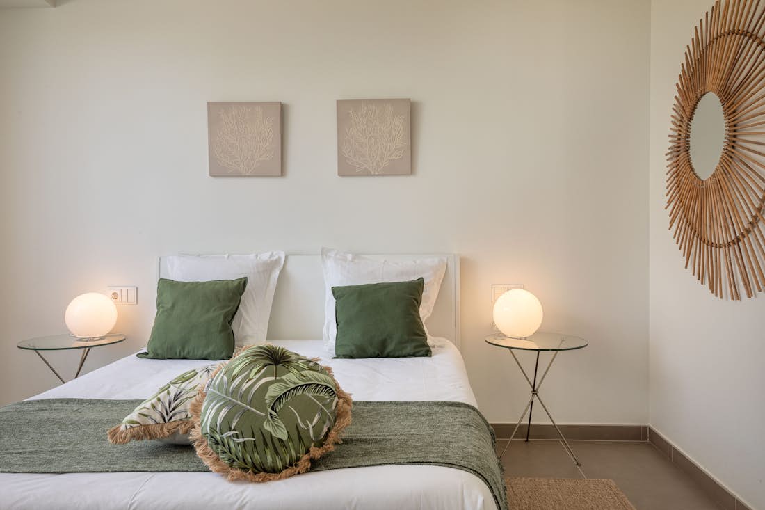 Costa Brava accommodation - Villa Verde - Luxury double ensuite bedroom with sea view at Villa Verde in Costa Brava
