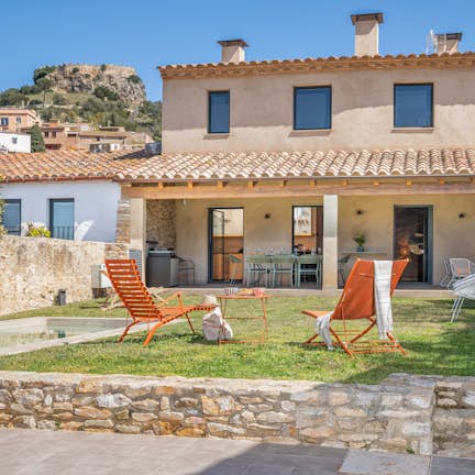 Grande terrasse casa Alegria de luxe avec vues méditerranéennes Costa Brava