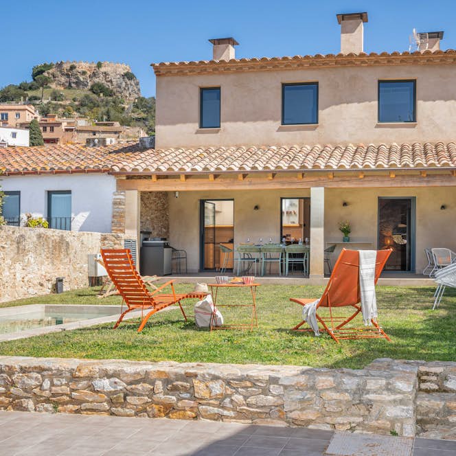 Costa Brava location - Casa Alegria  - Grande terrasse dans casa Alegria de luxe avec vues méditerranéennes à Costa Brava Costa Brava location - Casa Alegria  - Grande terrasse casa Alegria de luxe avec vues méditerranéennes Costa Brava