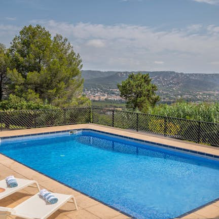 private swimming pool Mountain views villa Le Gra  Costa Brava