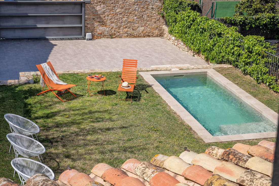 Costa Brava alojamiento - Casa Alegria  - opulent private swimming pool with ocean view Mountain views villa Casa Alegria in Costa Brava