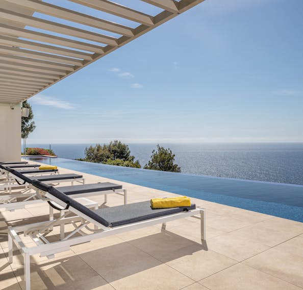 Costa Brava alojamiento - Casa Nami - Large terrace mediterranean view villa Casa Nami Costa Brava