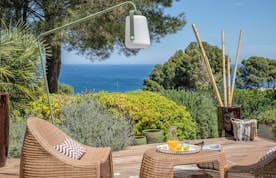 Costa Brava alojamiento - Villa Verde - Gran terraza  Villa Verde de lujo vistas al mar Costa Brava