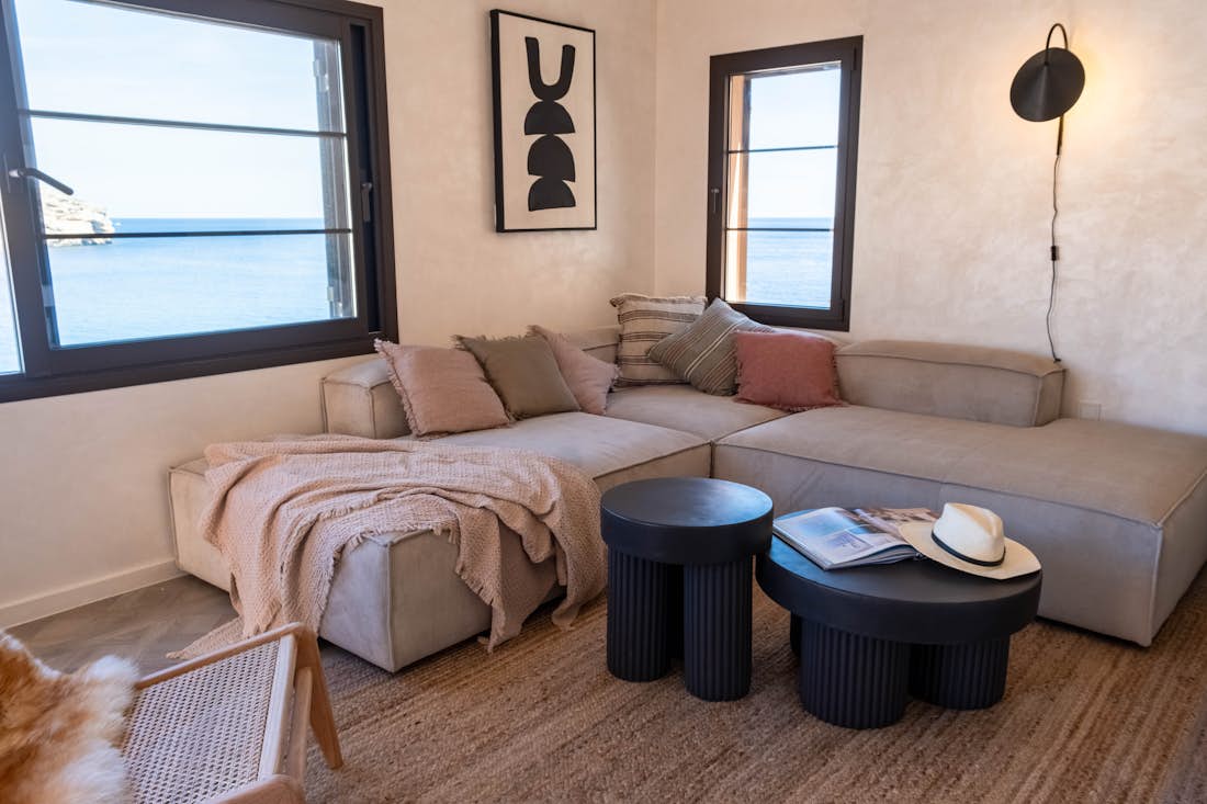 Mallorca alojamiento - Cala Carbo - Moderno y confortable salón en  Villa Cala Carbo de lujo vistas al mar à Mallorca