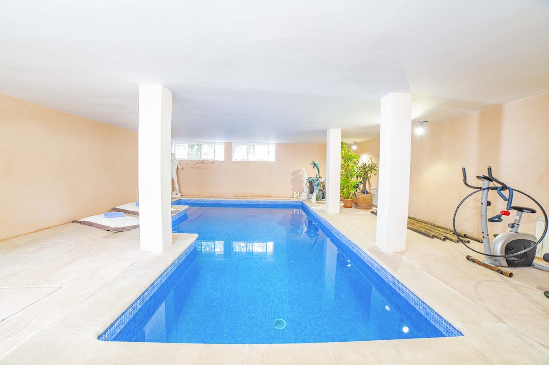 Indoor swimming pool Villa Oliva Beach Mallorca