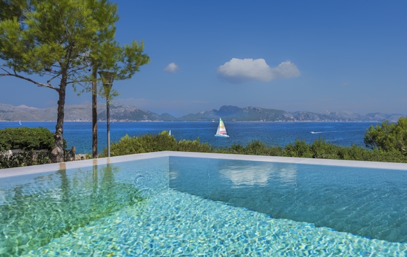 Mallorca vs. The Costa del Sol: Which to Choose for Your Summer Getaway
