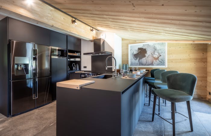 Comtemporary designed kitchen ski apartment Tahoe Les Gets